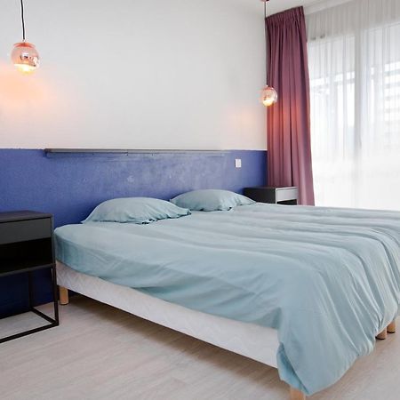 Grand Studio Avec Climatisation, Balcon Proche Gare Centre Ville 루르드 외부 사진